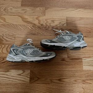 New Balance 725 Running Shoes